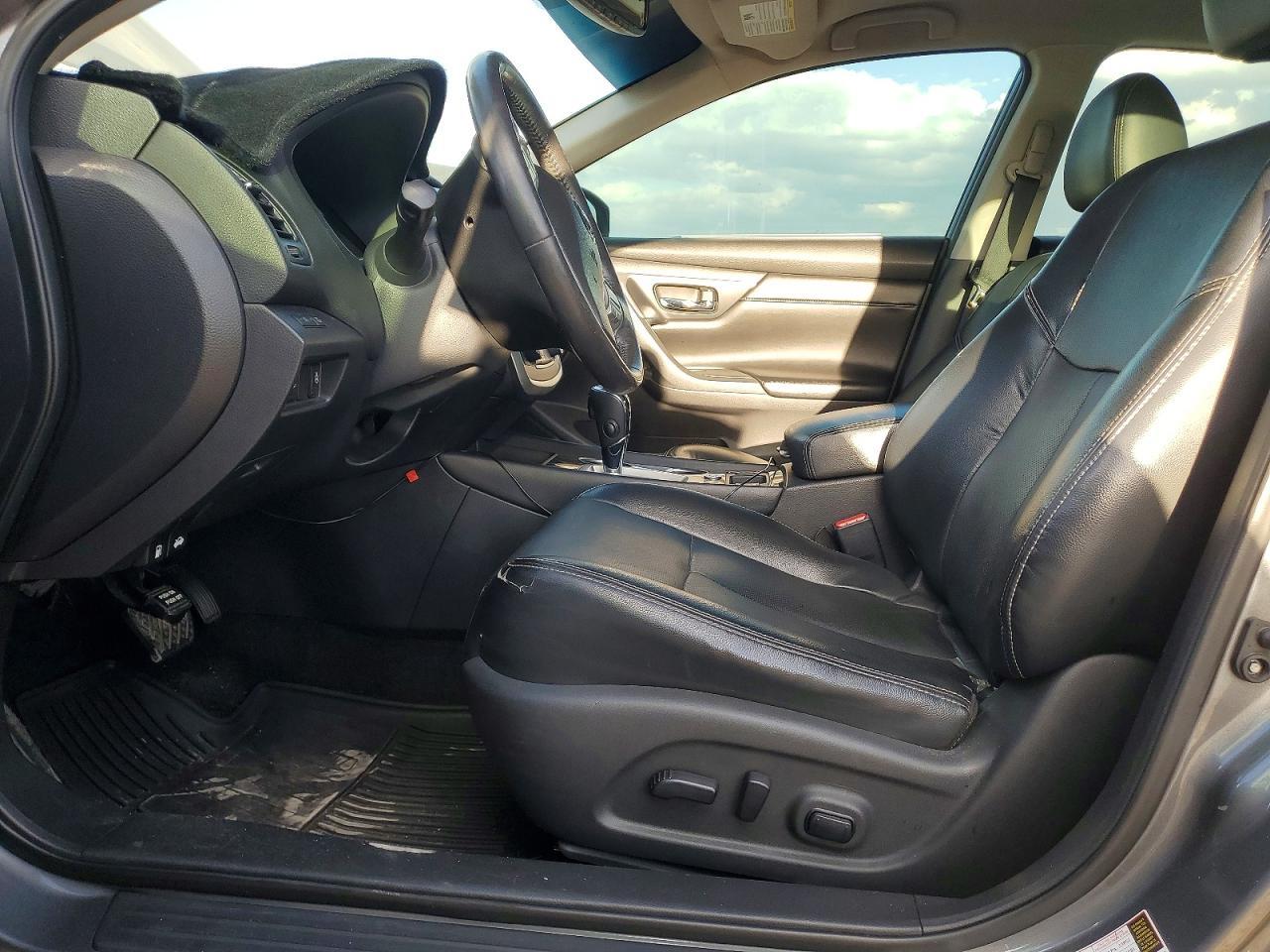 2017 NISSAN ALTIMA