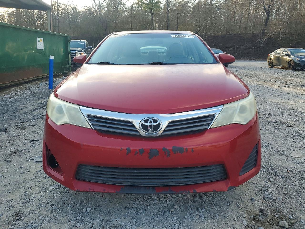 2014 TOYOTA CAMRY