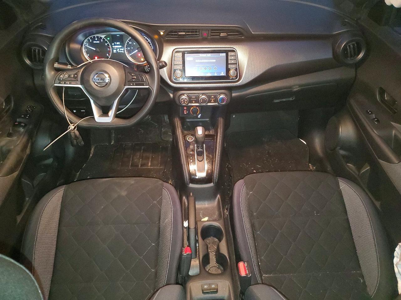 2019 NISSAN KICKS