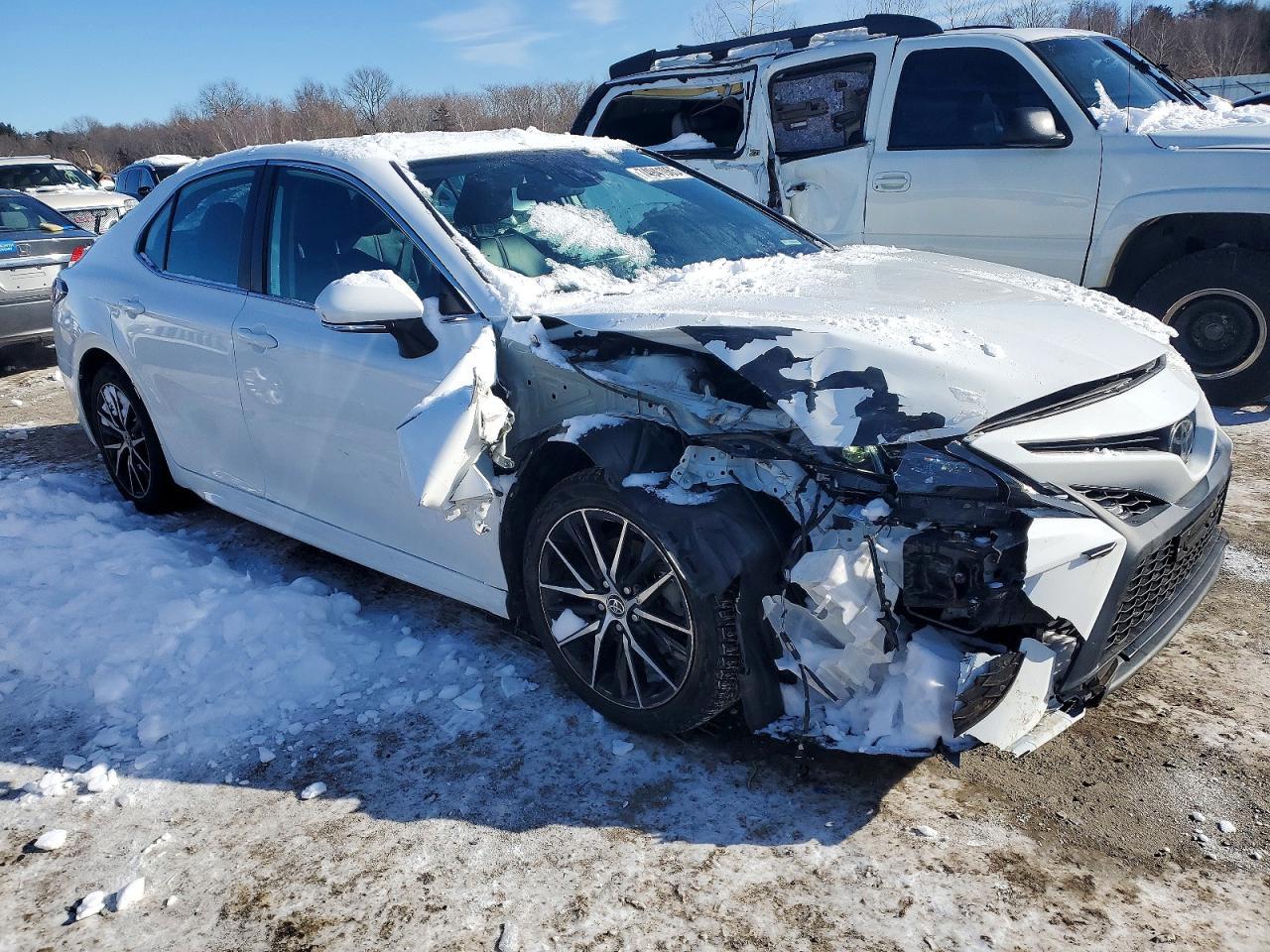 2022 TOYOTA CAMRY