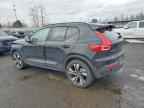 2023 VOLVO XC40