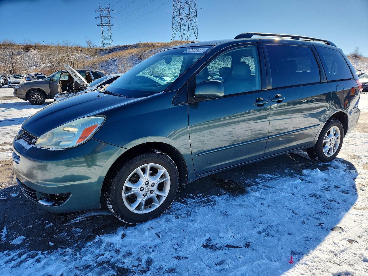 2004 TOYOTA SIENNA