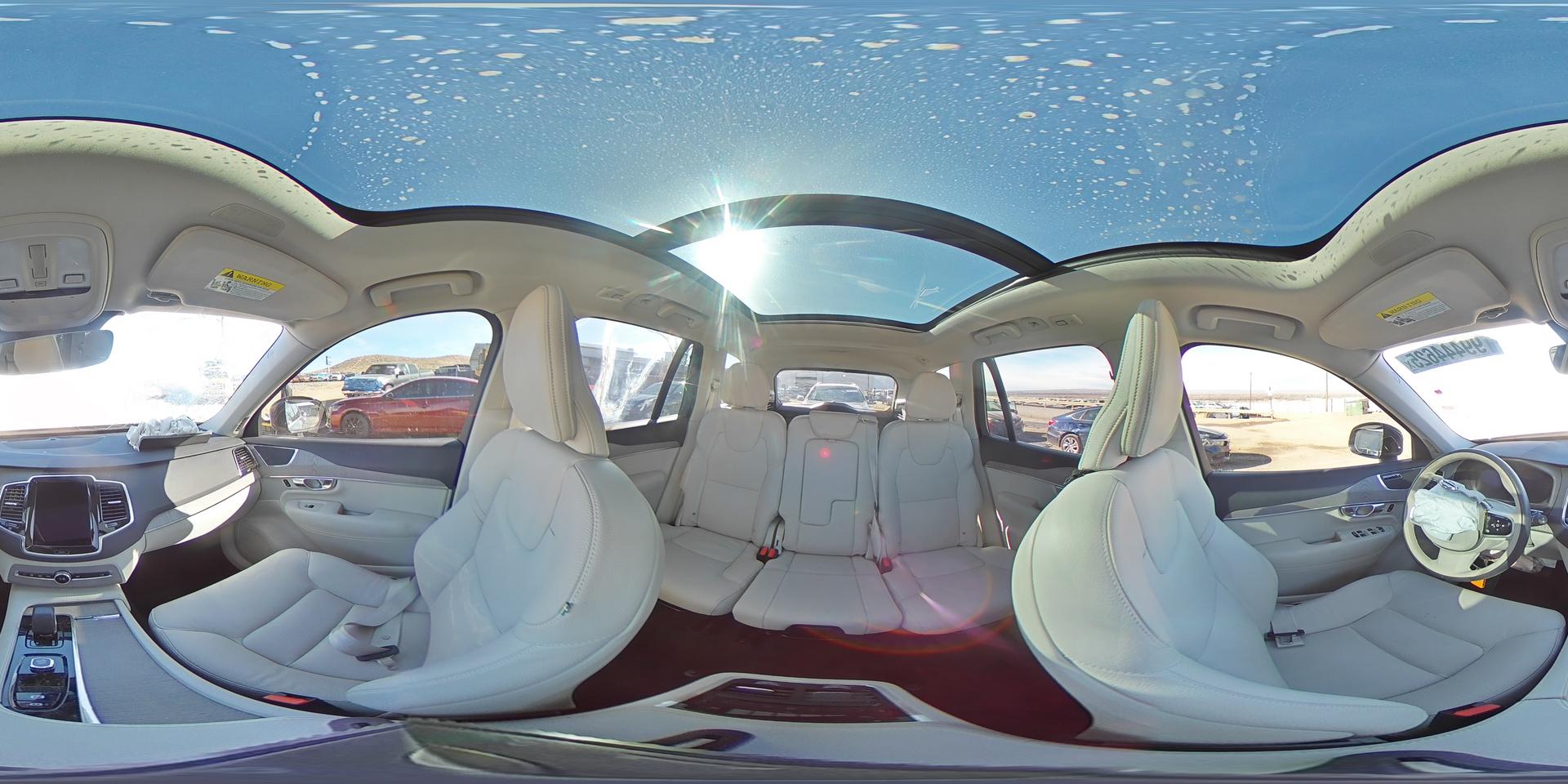 2025 VOLVO XC90