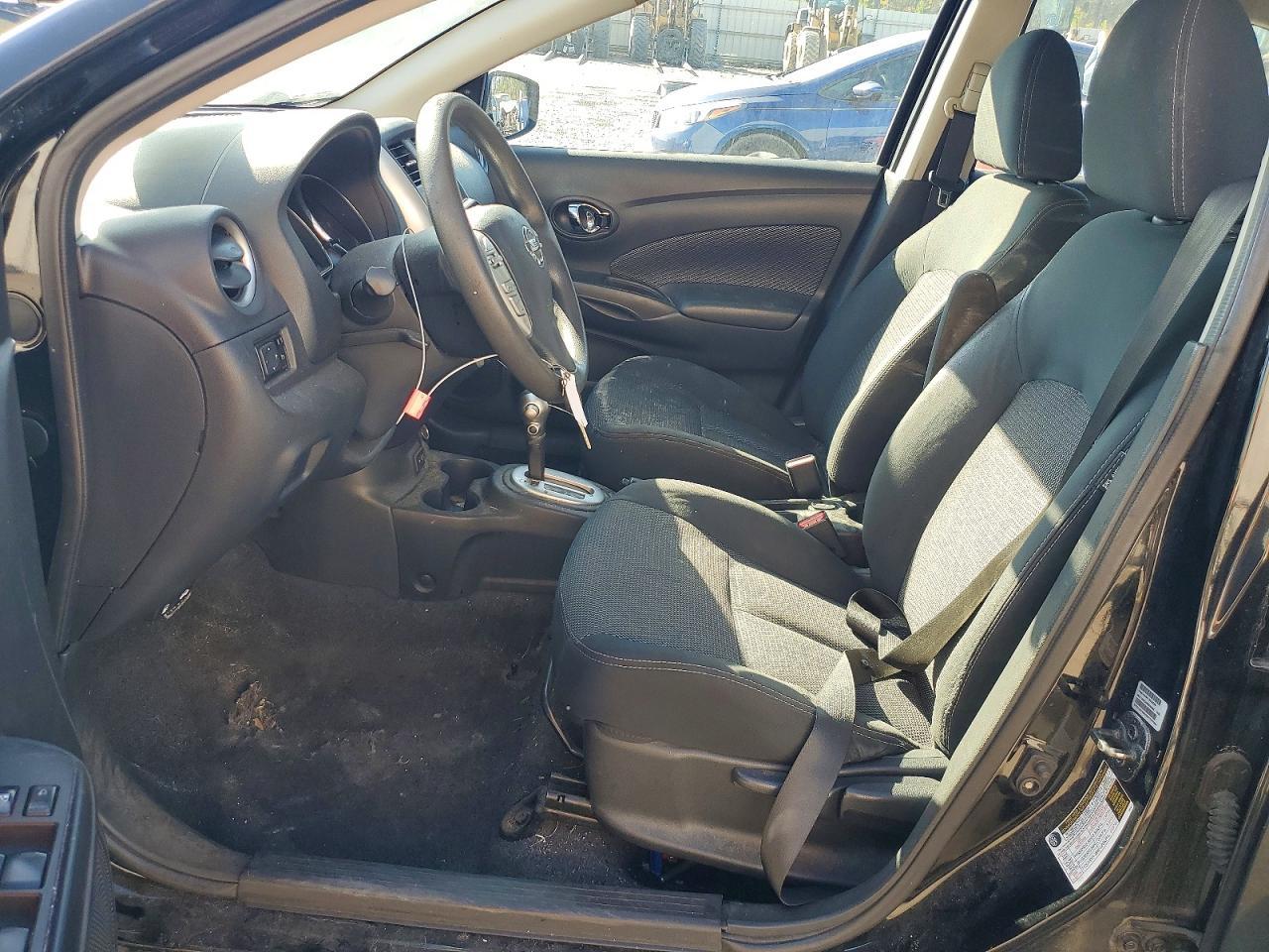 2017 NISSAN VERSA