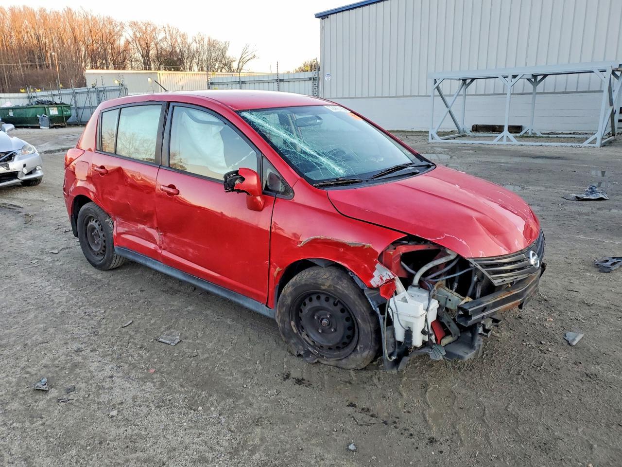2010 NISSAN VERSA