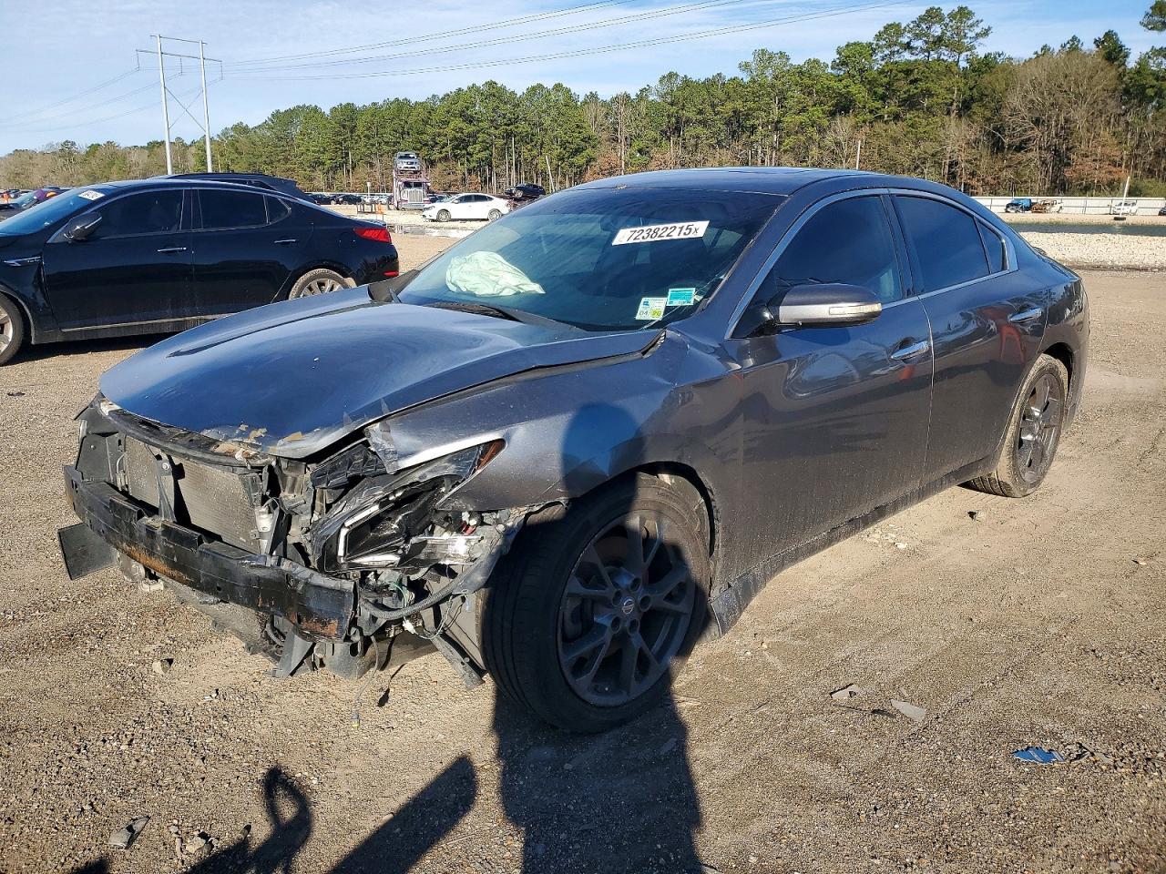 2014 NISSAN Maxima