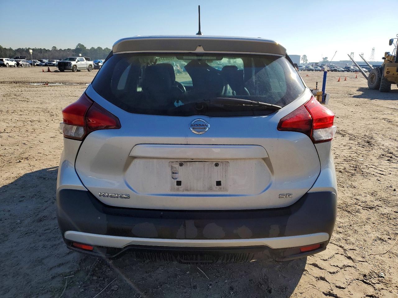 2019 NISSAN KICKS