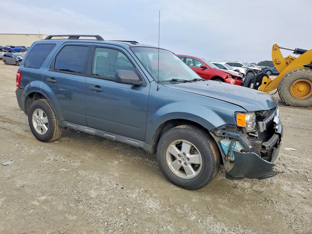 2010 FORD ESCAPE