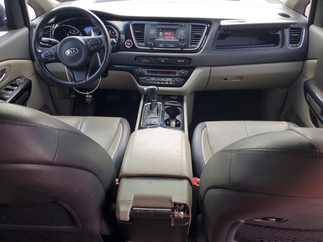 2015 KIA SEDONA