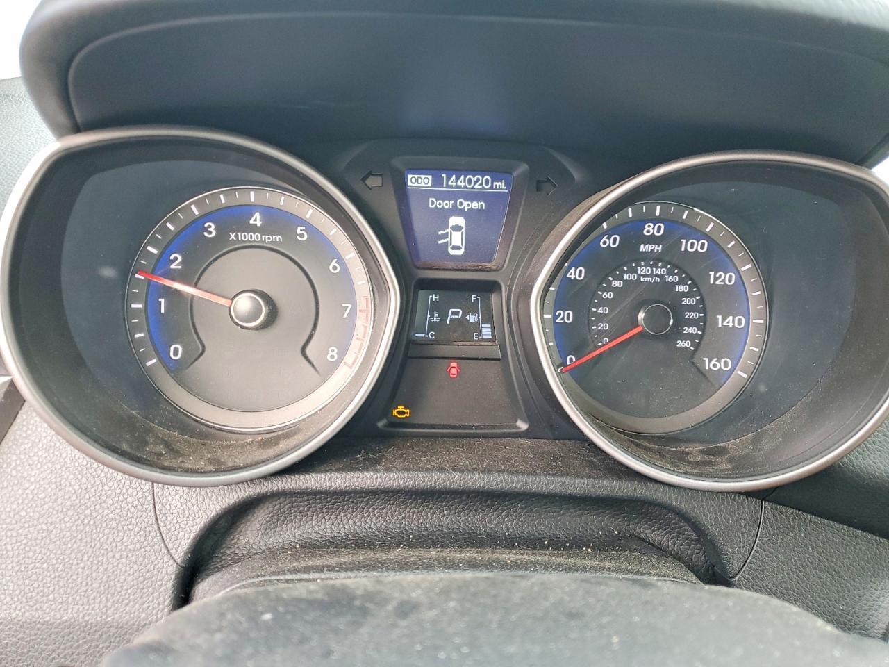 2014 HYUNDAI ELANTRA