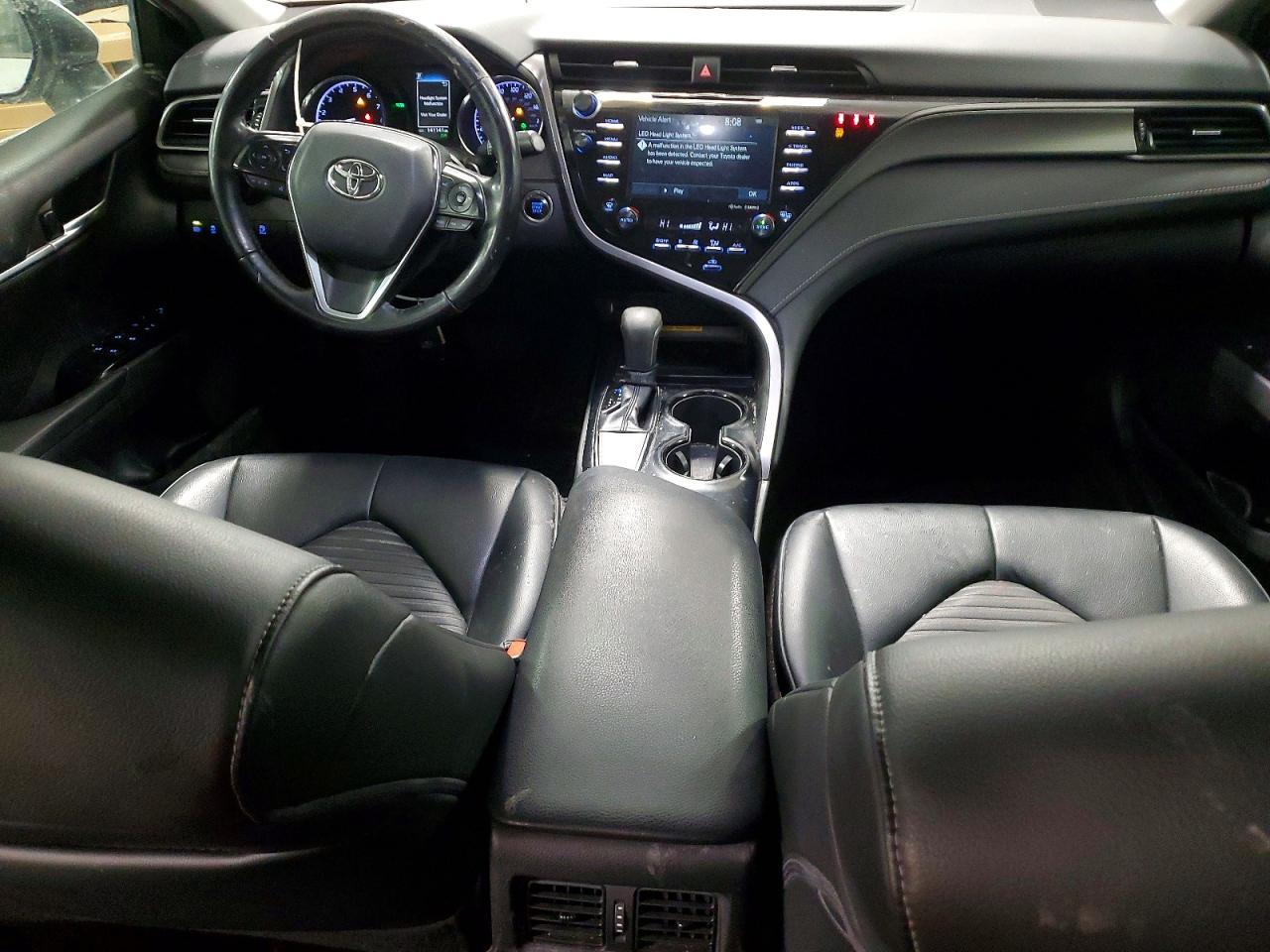 2019 TOYOTA CAMRY