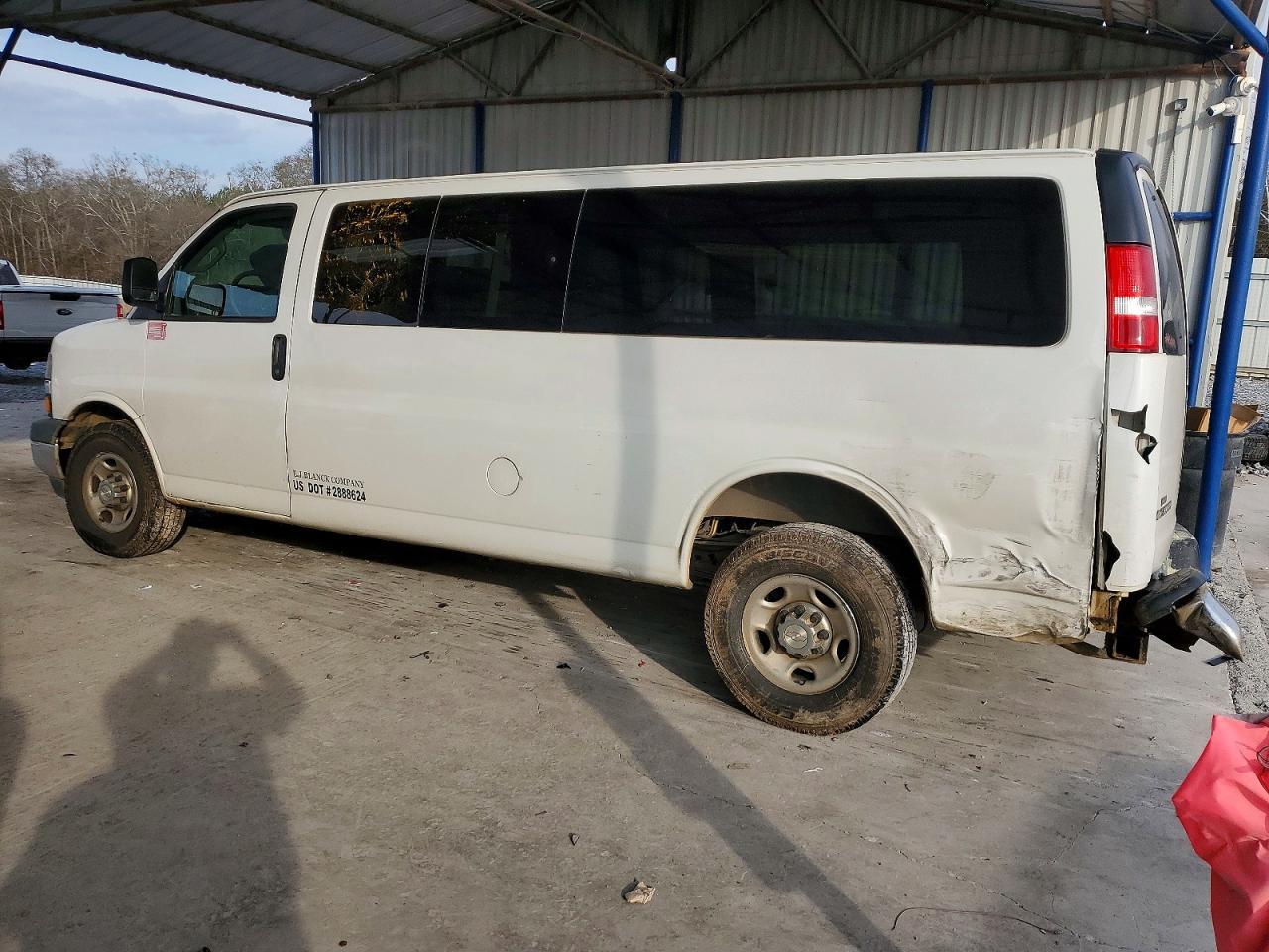 2019 CHEVROLET Express 3500