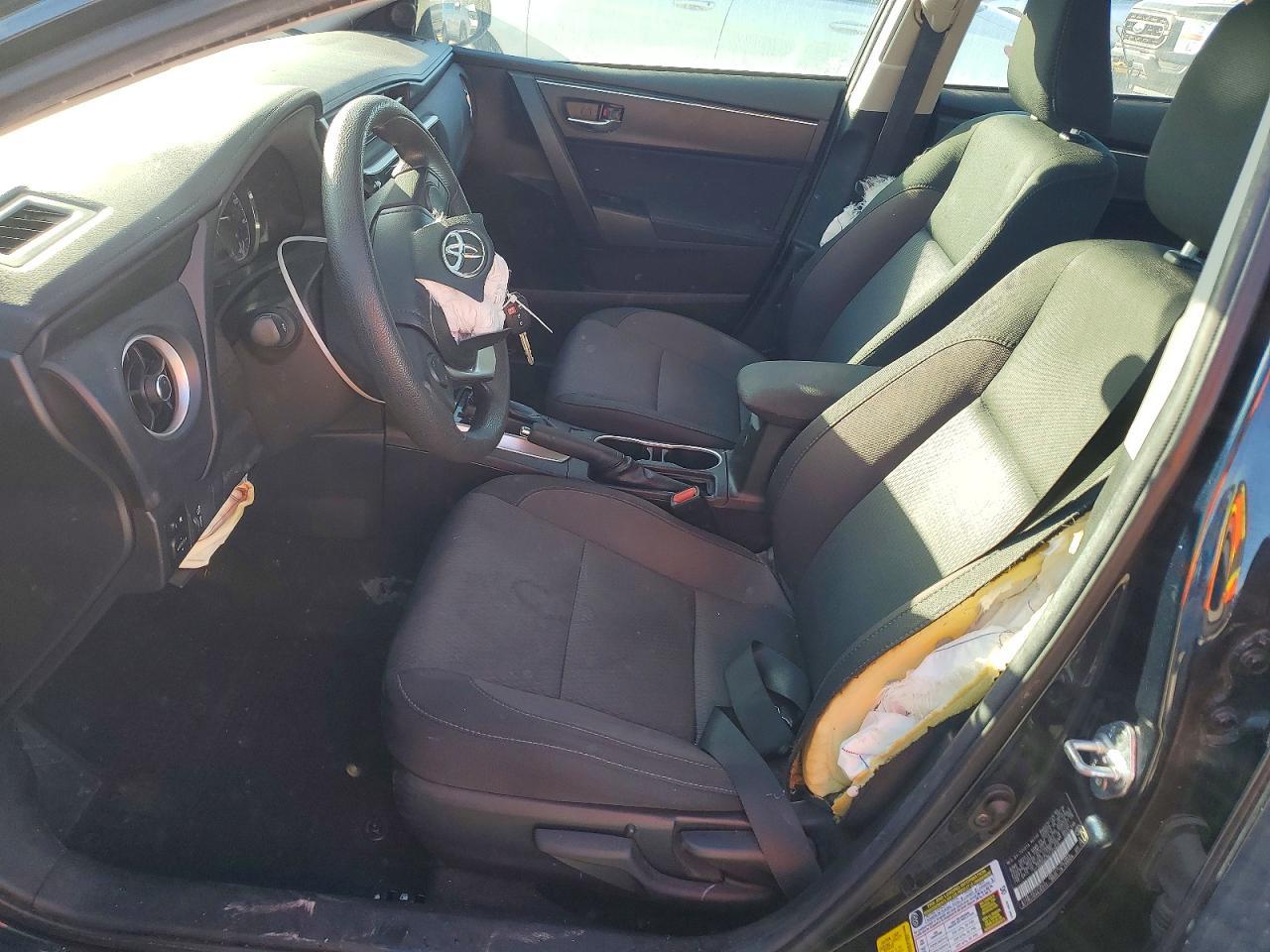 2019 TOYOTA COROLLA