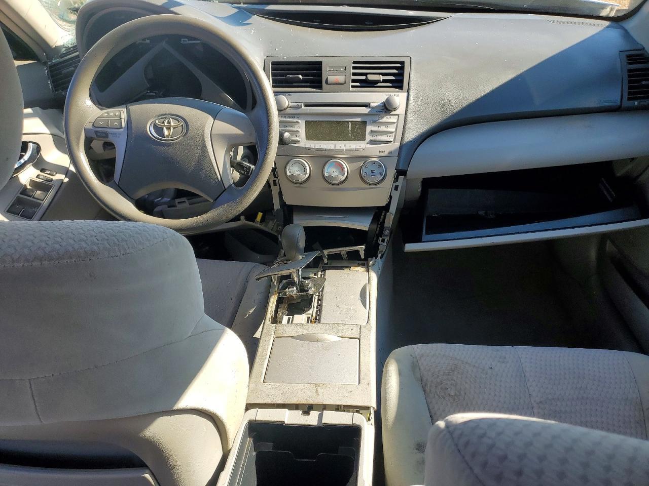 2011 TOYOTA CAMRY