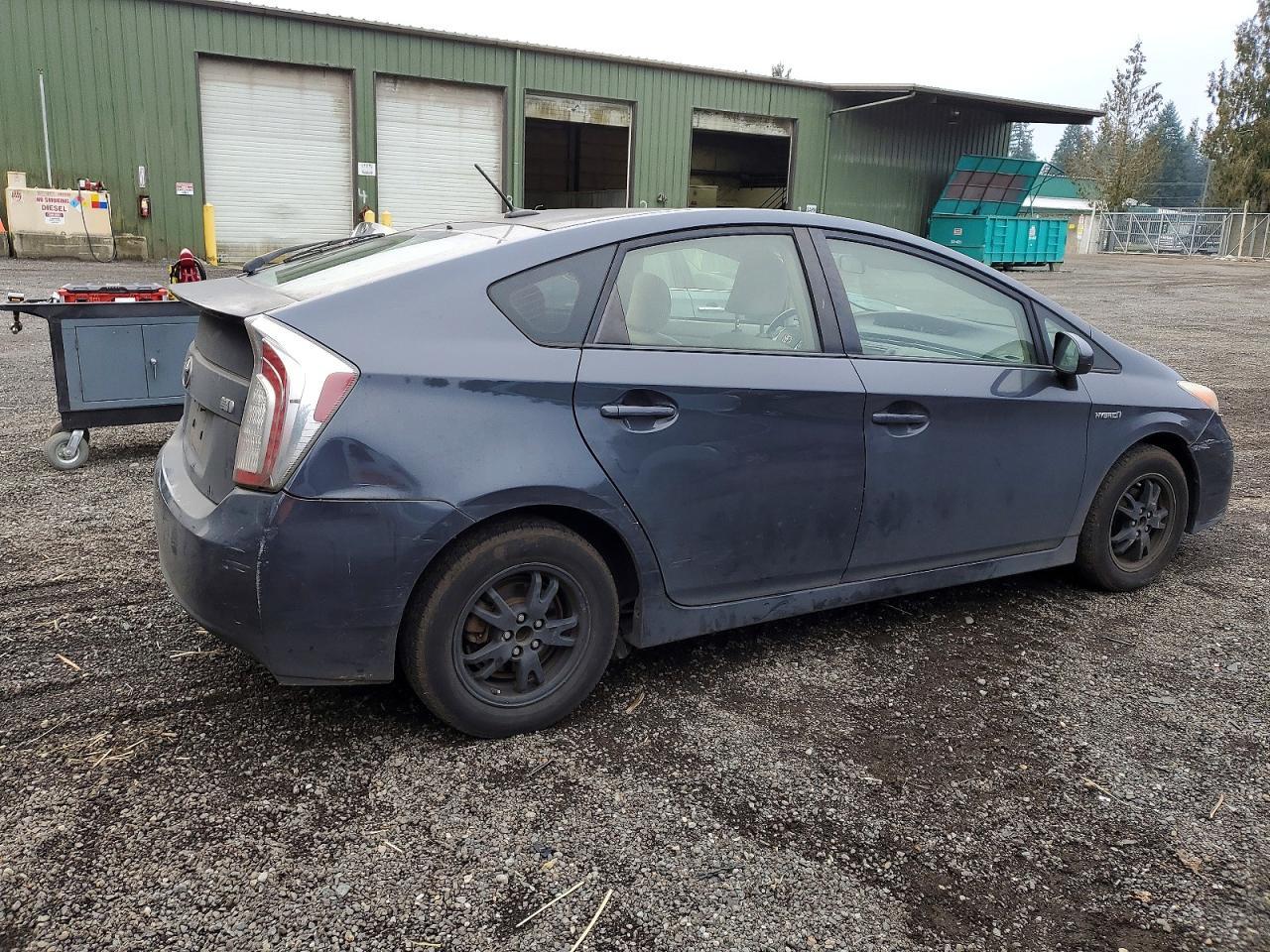 2013 TOYOTA PRIUS