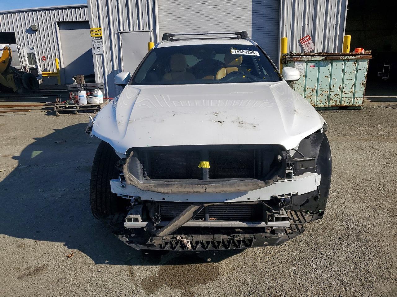 2019 VOLVO XC60