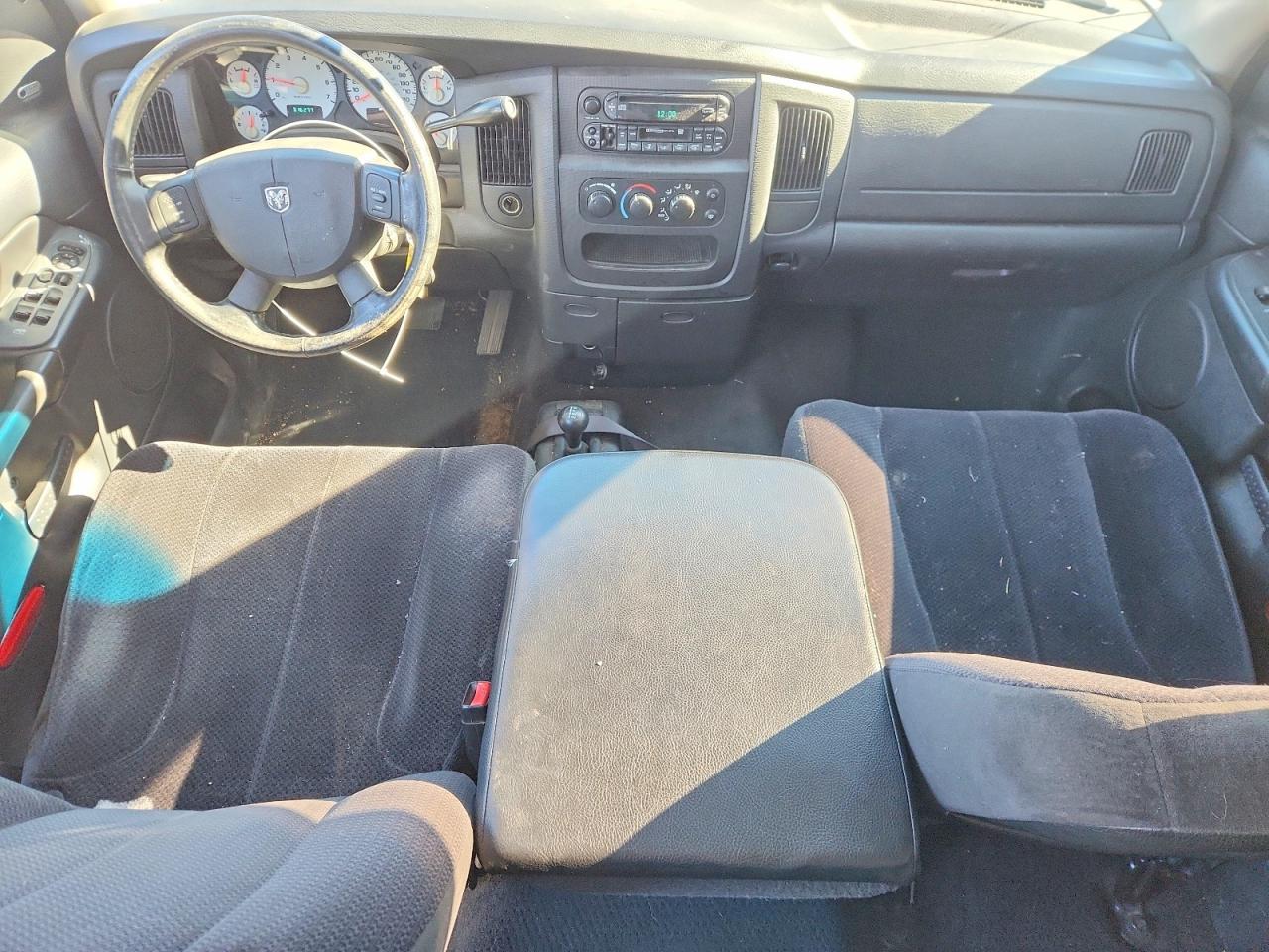 2004 DODGE RAM 1500