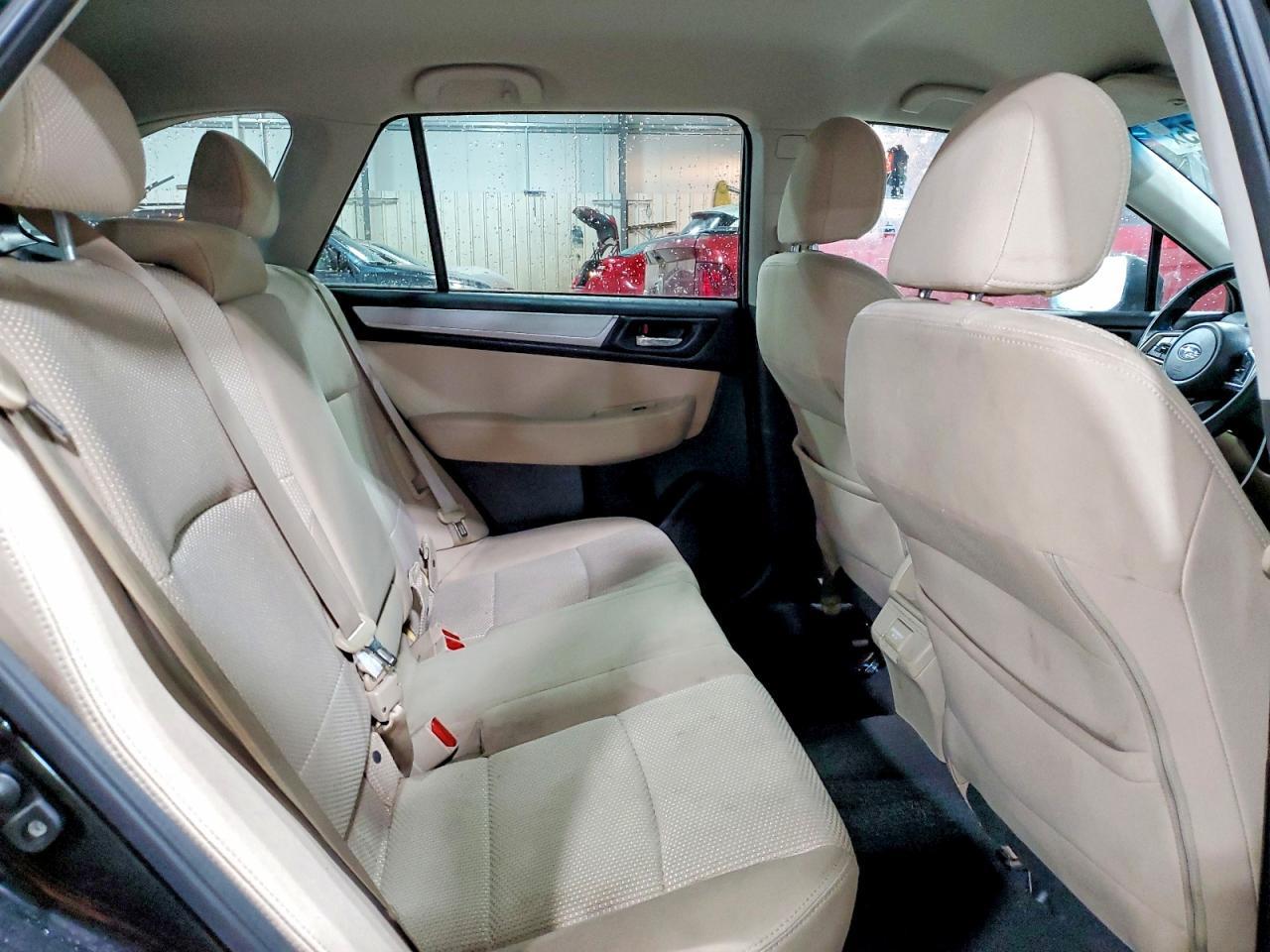 2018 SUBARU Outback