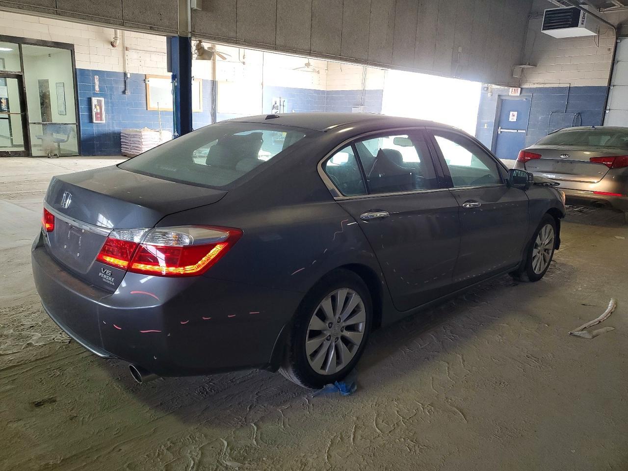 2013 HONDA ACCORD