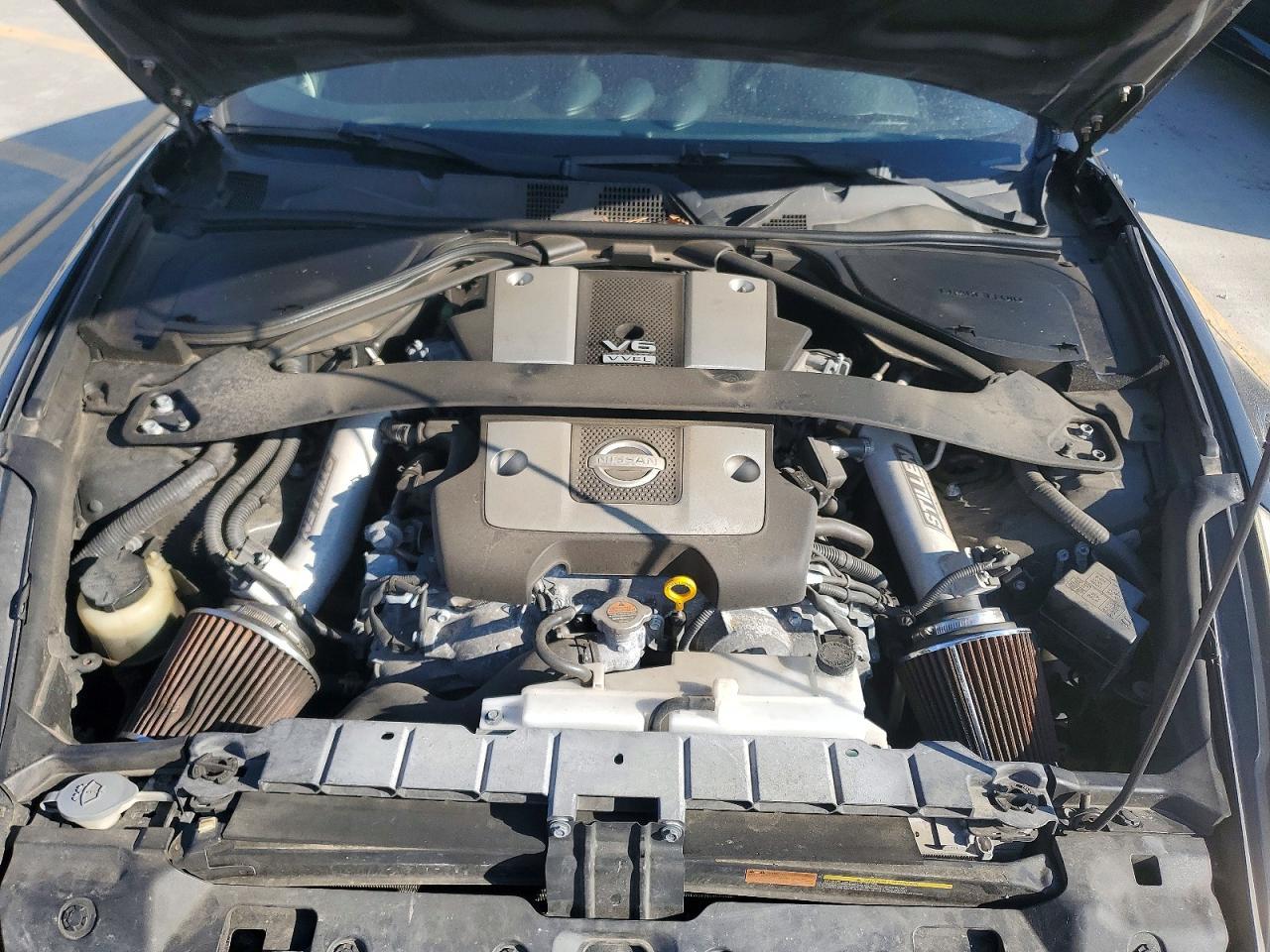 2011 NISSAN 370Z