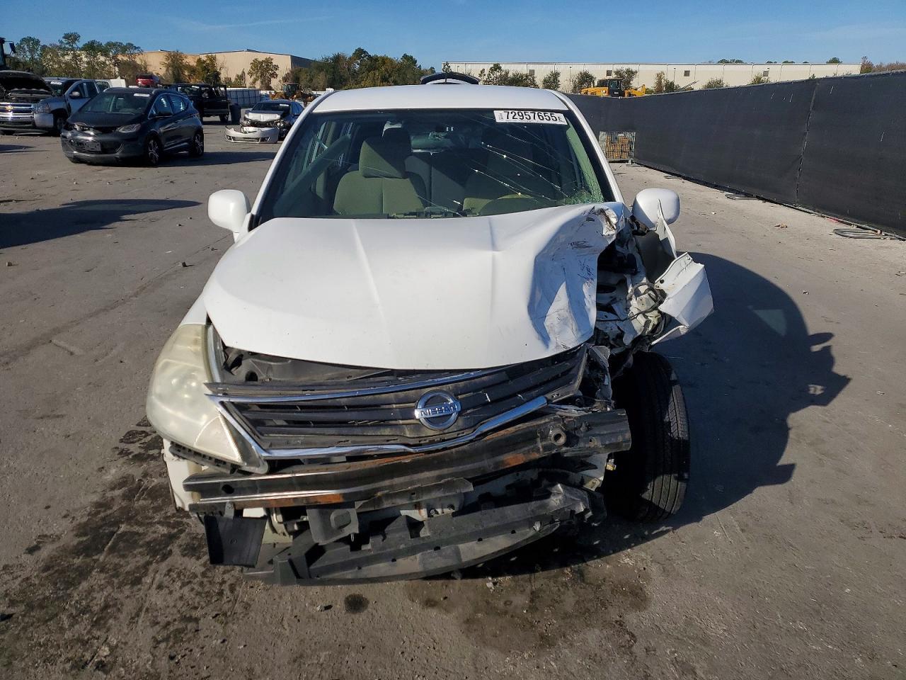 2012 NISSAN VERSA