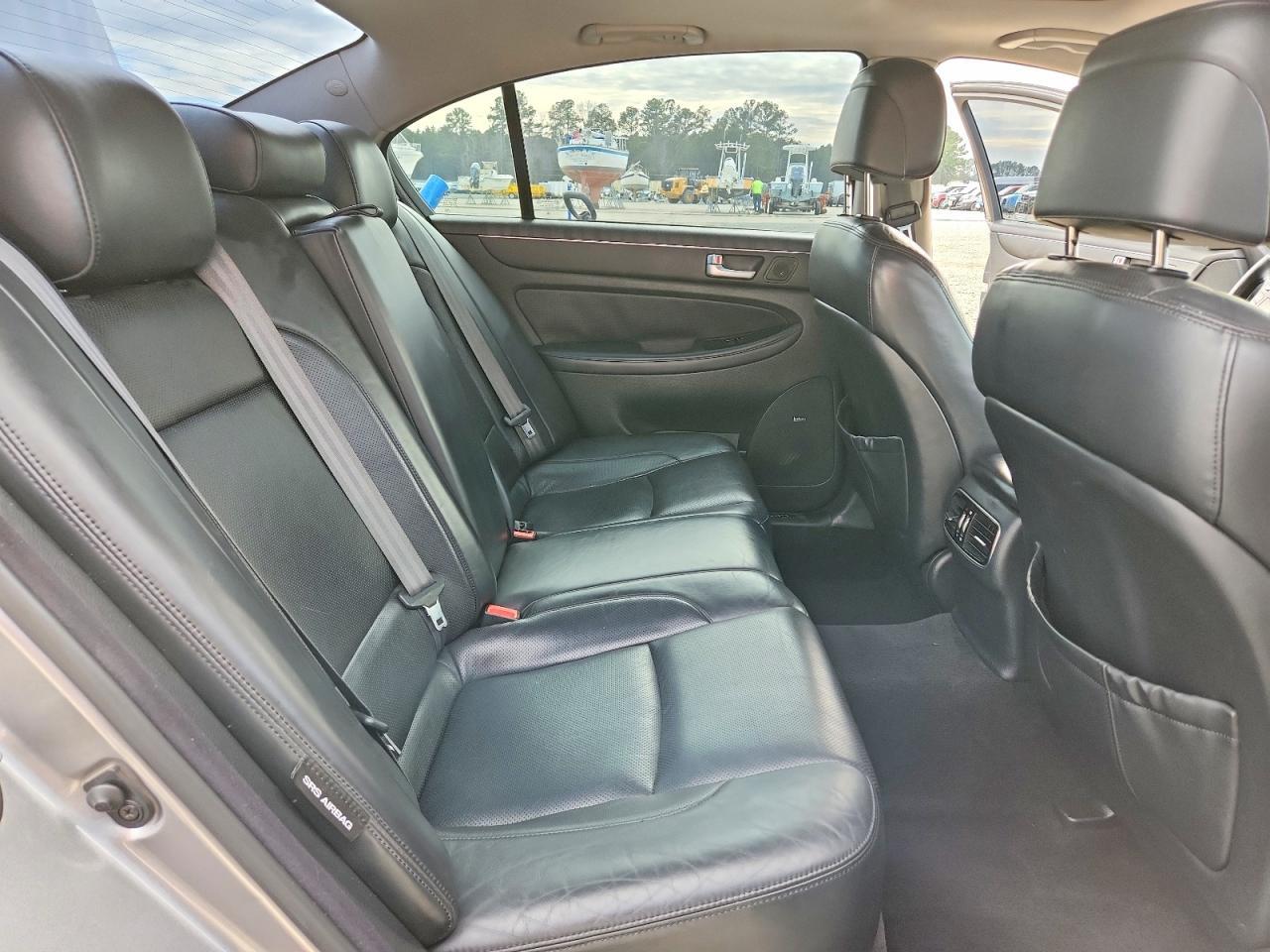 2012 HYUNDAI GENESIS