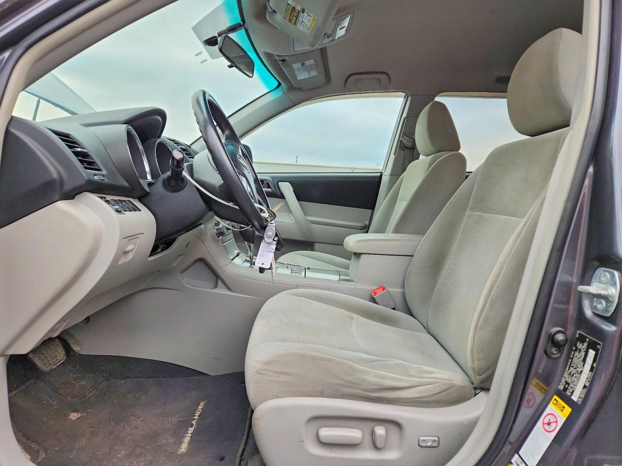 2012 TOYOTA HIGHLANDER