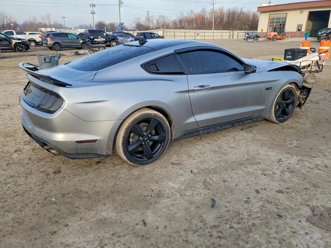 2022 FORD MUSTANG