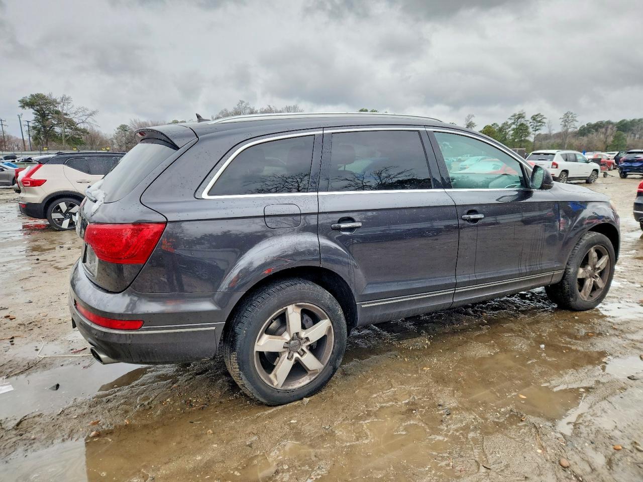 2013 AUDI Q7