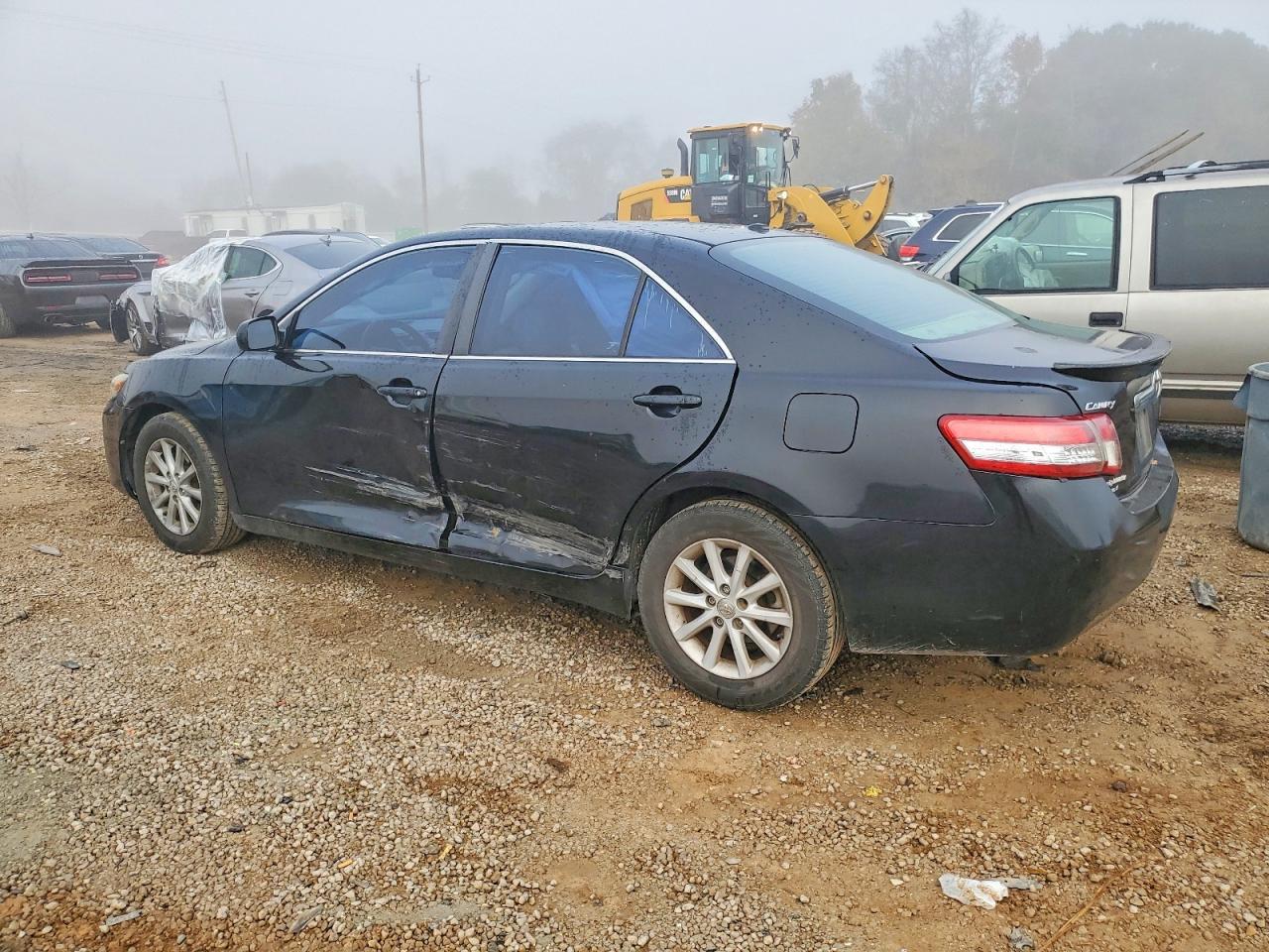 2011 TOYOTA CAMRY