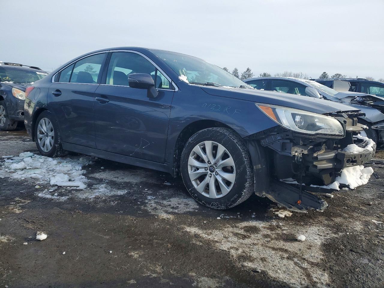 2017 SUBARU Legacy