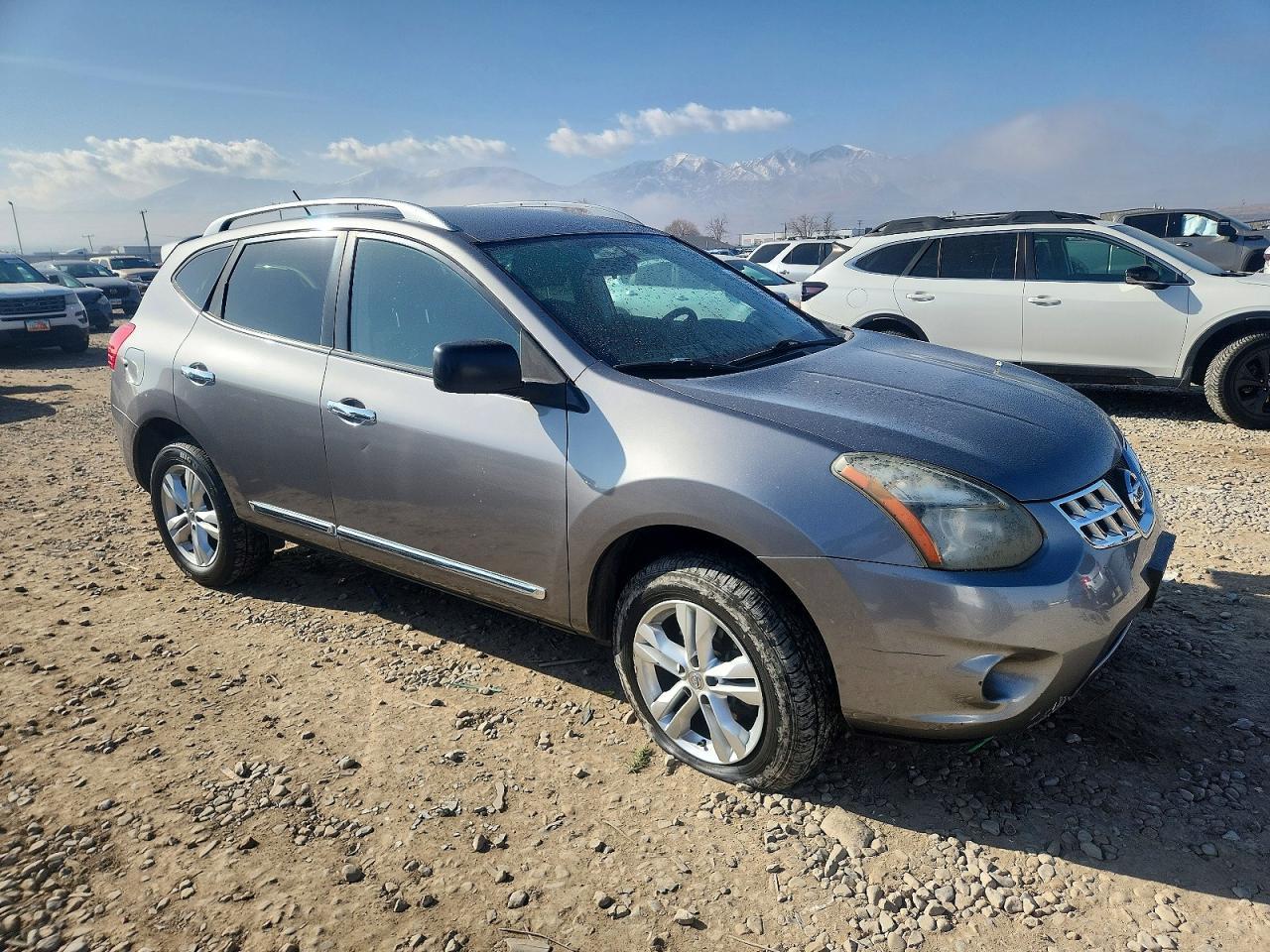 2015 NISSAN ROGUE