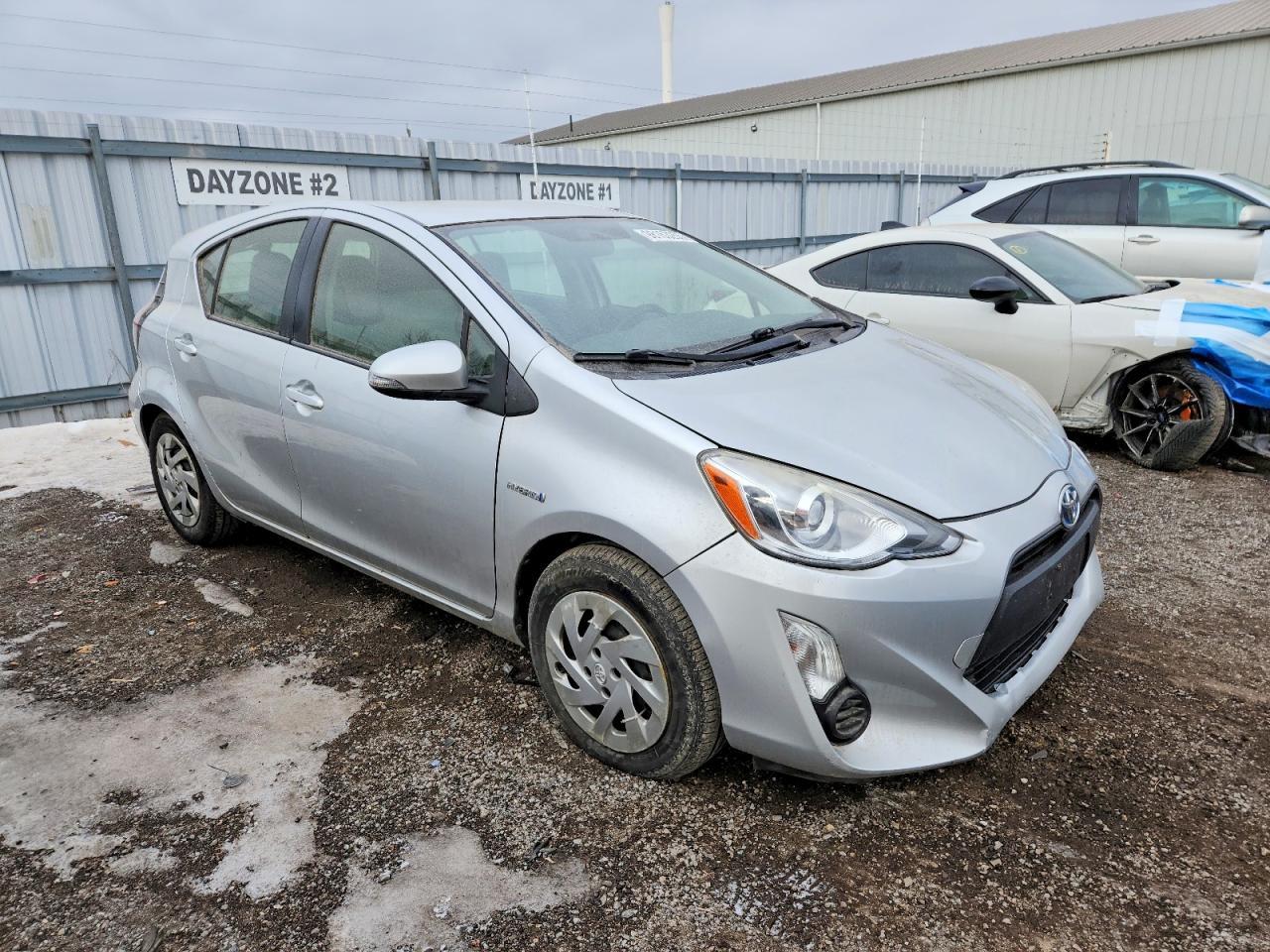 2015 TOYOTA Prius c
