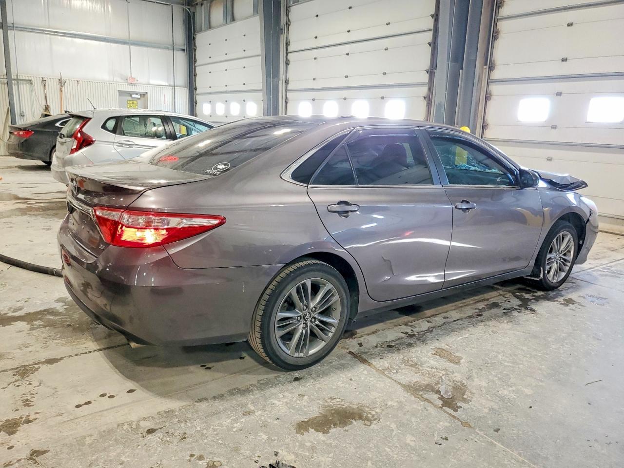 2017 TOYOTA CAMRY