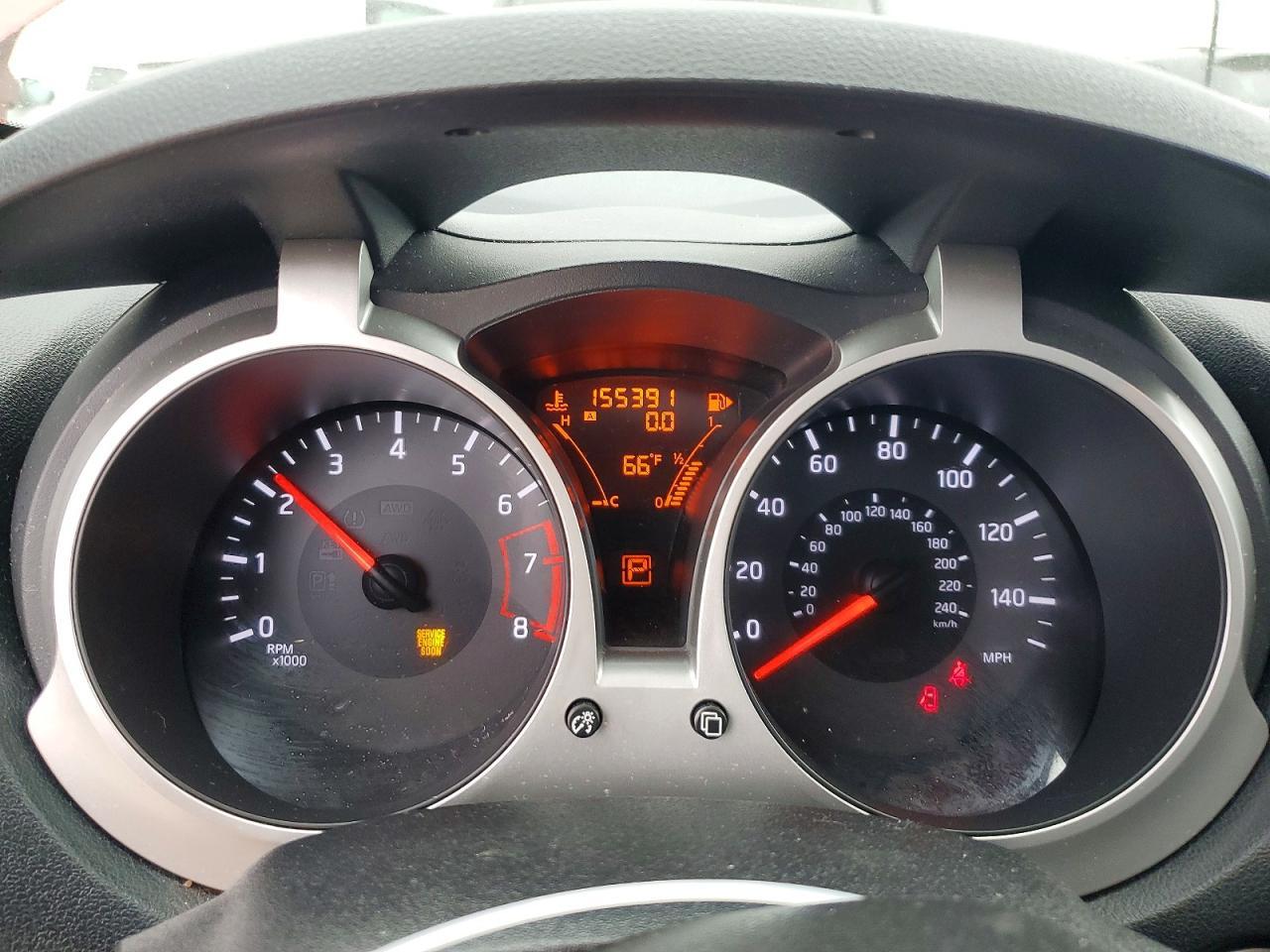 2015 NISSAN Juke