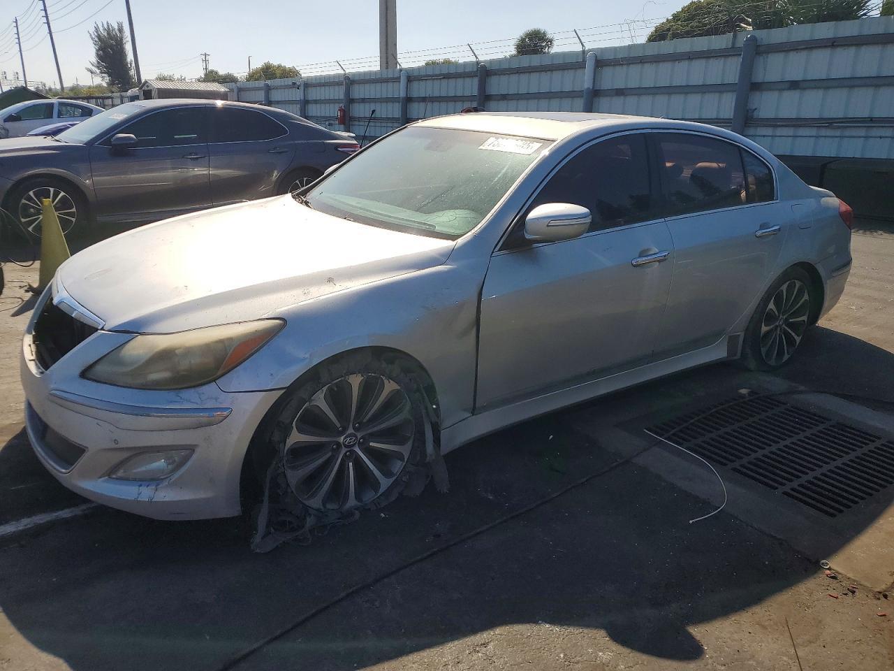 2012 HYUNDAI GENESIS