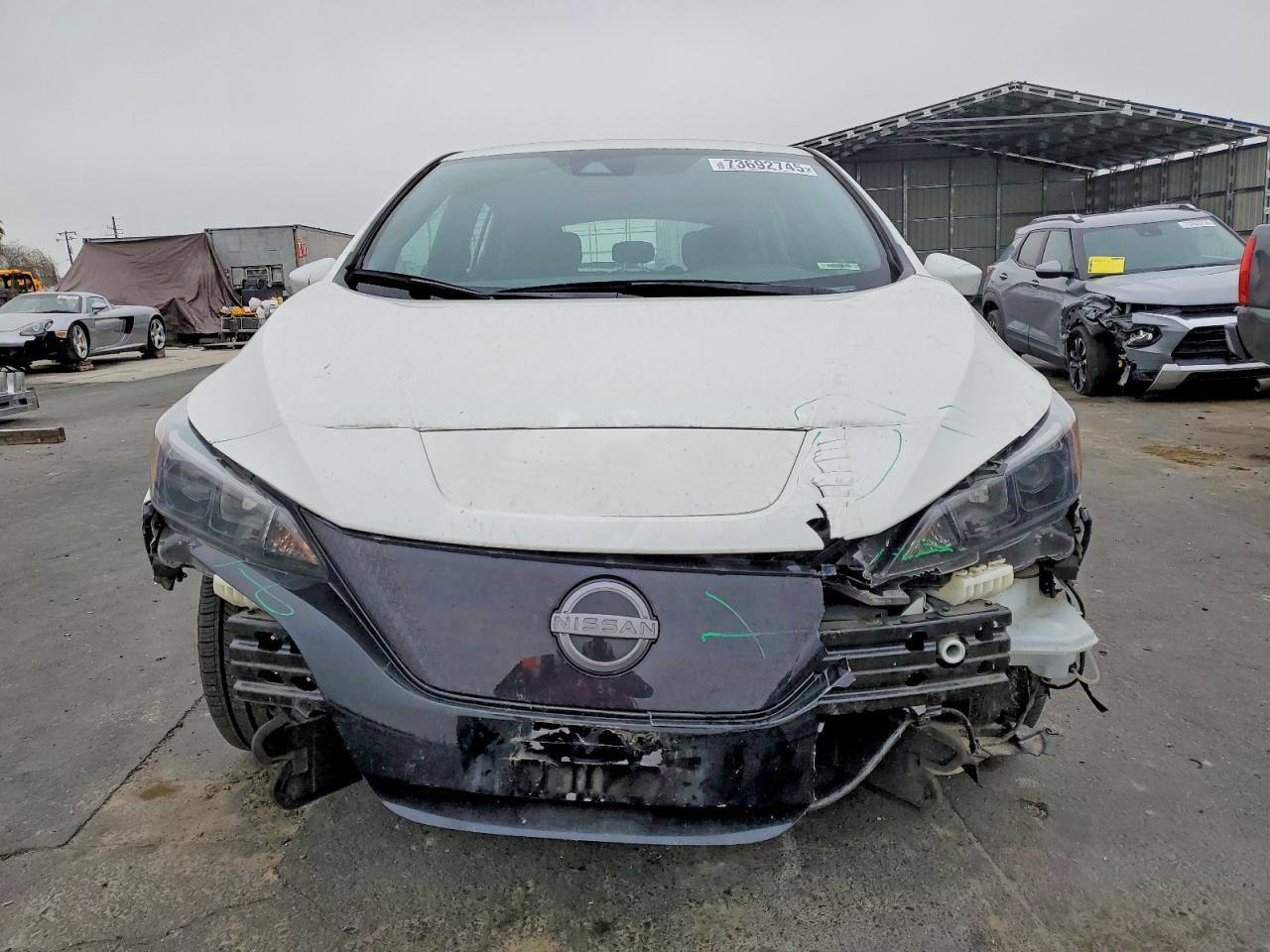 2023 NISSAN LEAF