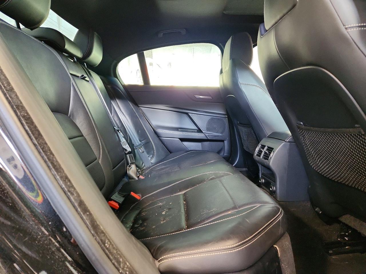 2018 JAGUAR XE