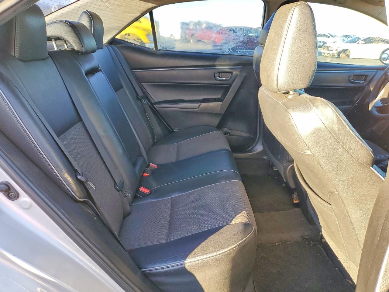 2015 TOYOTA COROLLA