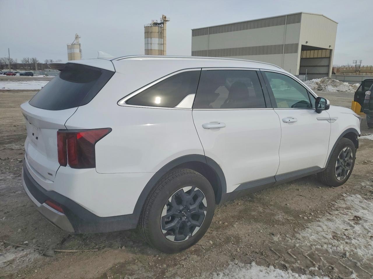 2025 KIA SORENTO