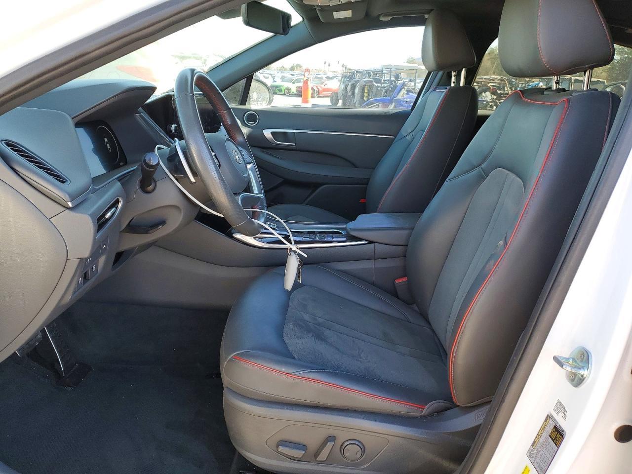 2022 HYUNDAI SONATA