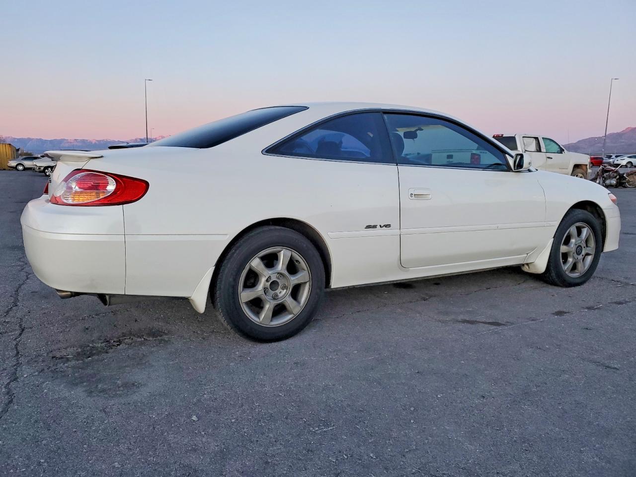 2002 TOYOTA CAMRY