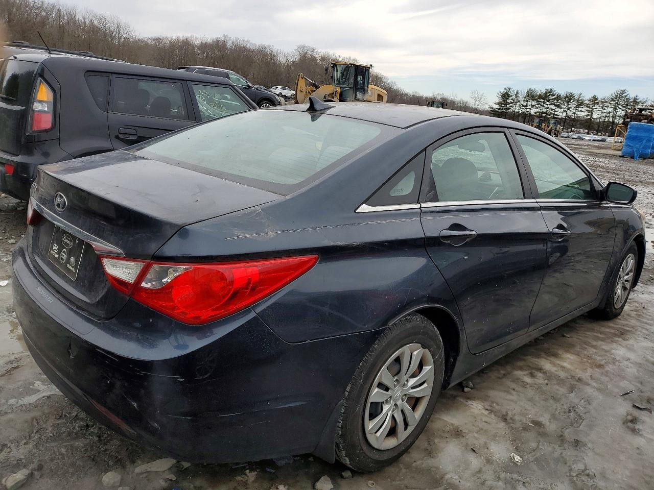 2011 HYUNDAI SONATA