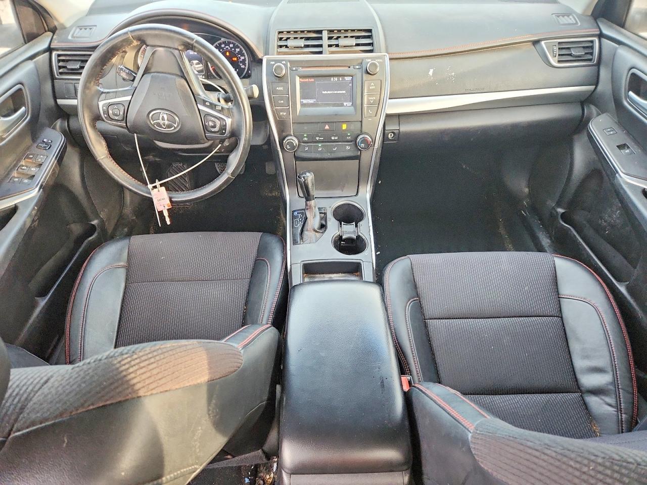 2016 TOYOTA CAMRY
