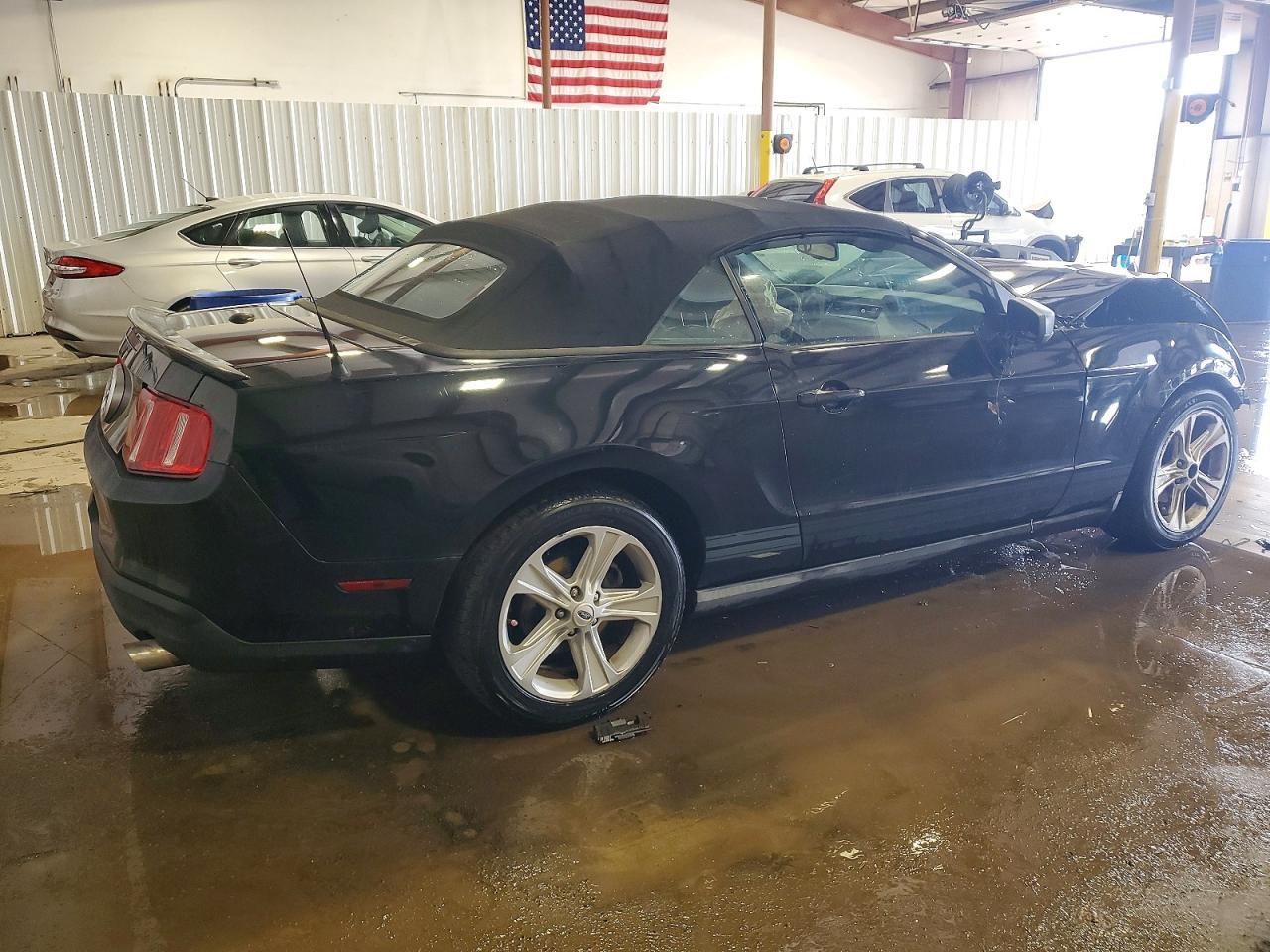 2010 FORD MUSTANG