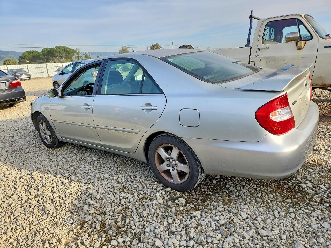 2002 TOYOTA CAMRY