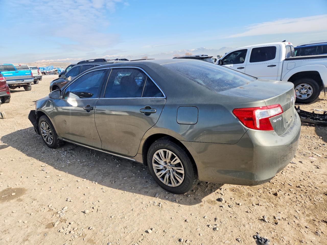 2012 TOYOTA CAMRY