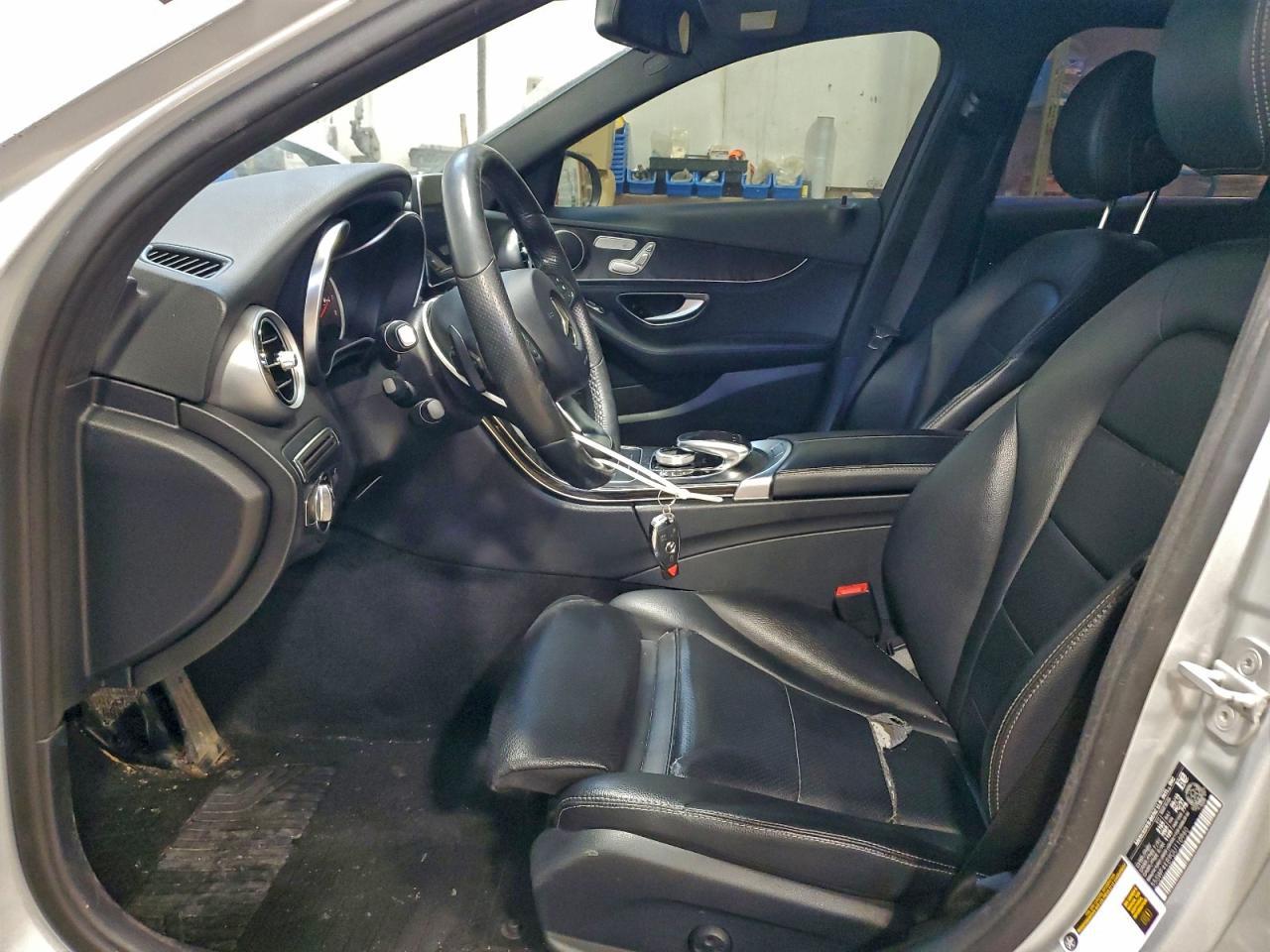 2016 MERCEDES-BENZ C-CLASS