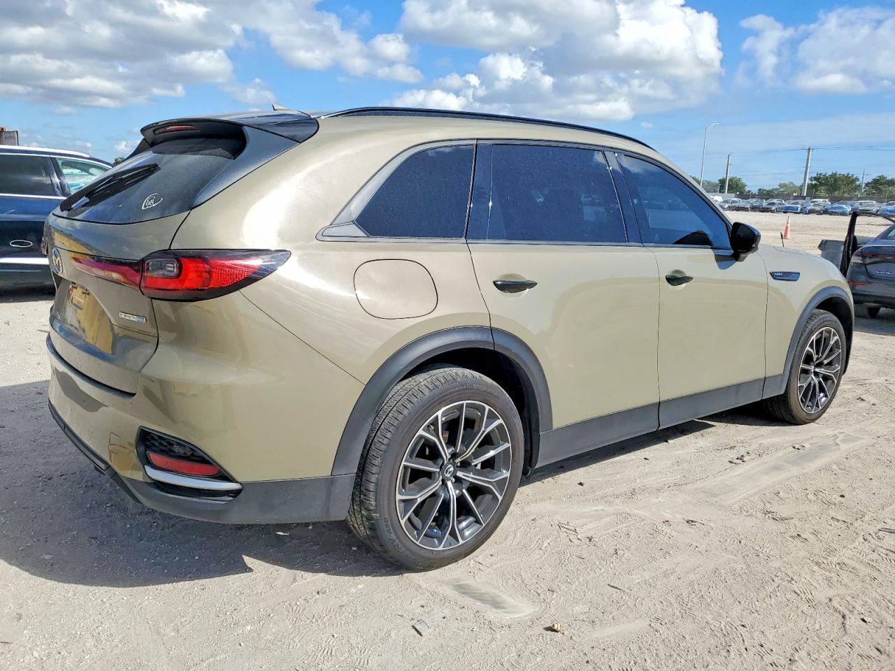 2025 MAZDA Cx-70