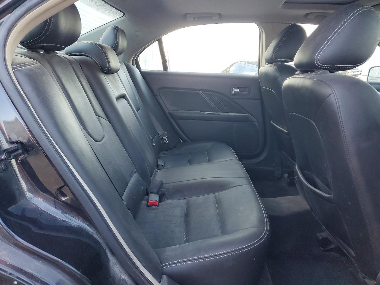 2011 FORD FUSION